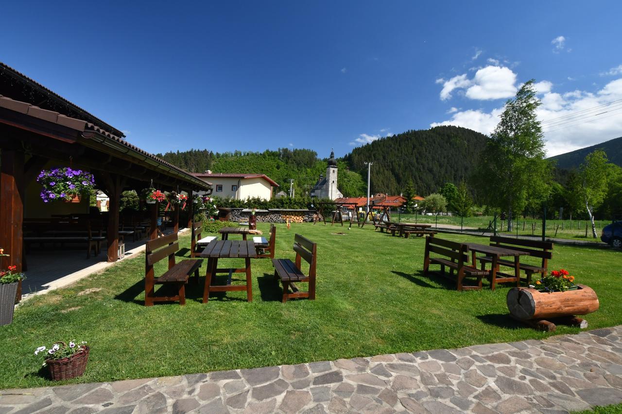 Villa Victoria Penzion Liptovský Ján Екстериор снимка